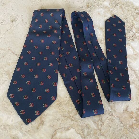 Gucci 100% Silk GG Red & Green Monogram Tie - Picture 3 of 10